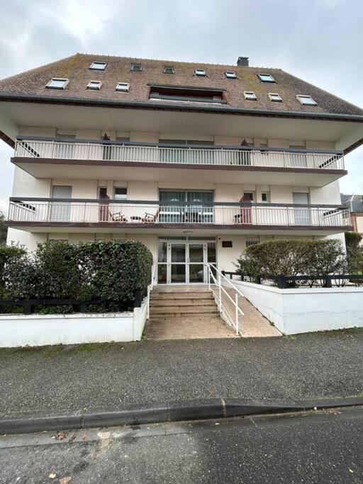 Les Cormorans - Studio Refait A Neuf A 2 Pas De La Mer Appartement Cabourg Buitenkant foto